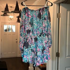 Lilly Pulitzer- Myri Romper- size Medium-bright Navy Blue